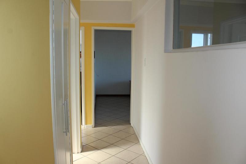 2 Bedroom Property for Sale in Oostersee Western Cape